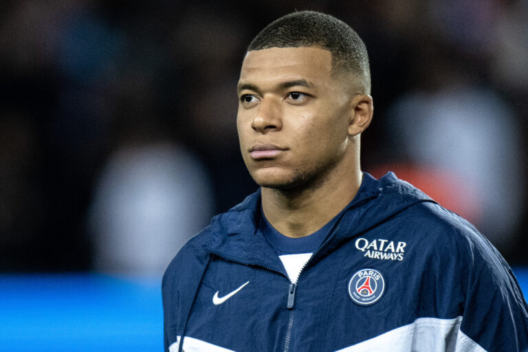 Kylian Mbappe's Contract Saga: A Turning Tide in Favor of PSG?